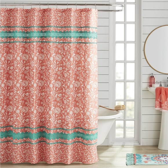 The Pioneer Woman Mazie Medallion Shower Curtain NEW - Picture 1 of 5